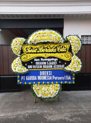 Papan Bunga Duka di Sumber Sari